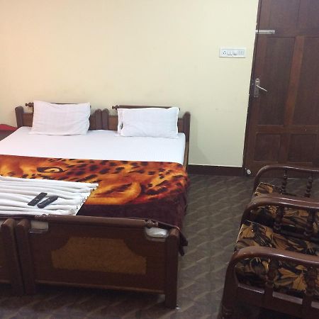 Hotel Green Land Bangalore Ngoại thất bức ảnh